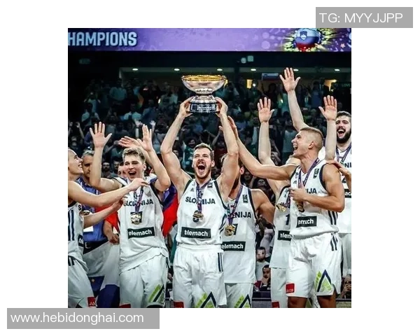 杭州羽毛球队在欧锦赛积分榜上以63分稳居第一名展现强劲实力